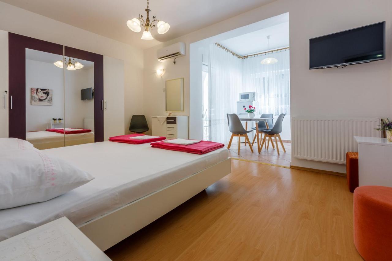 Apartments Zorica Dramalj Exterior photo