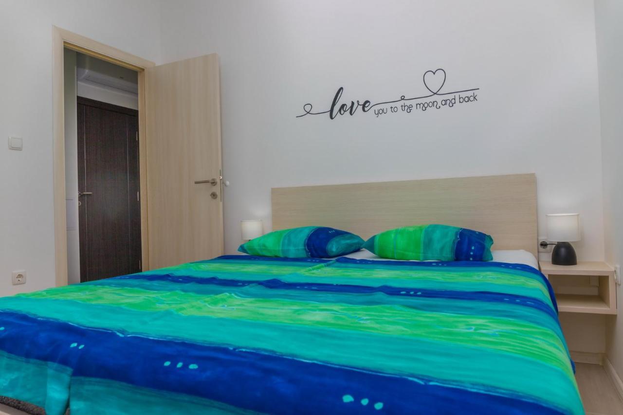 Apartments Zorica Dramalj Exterior photo