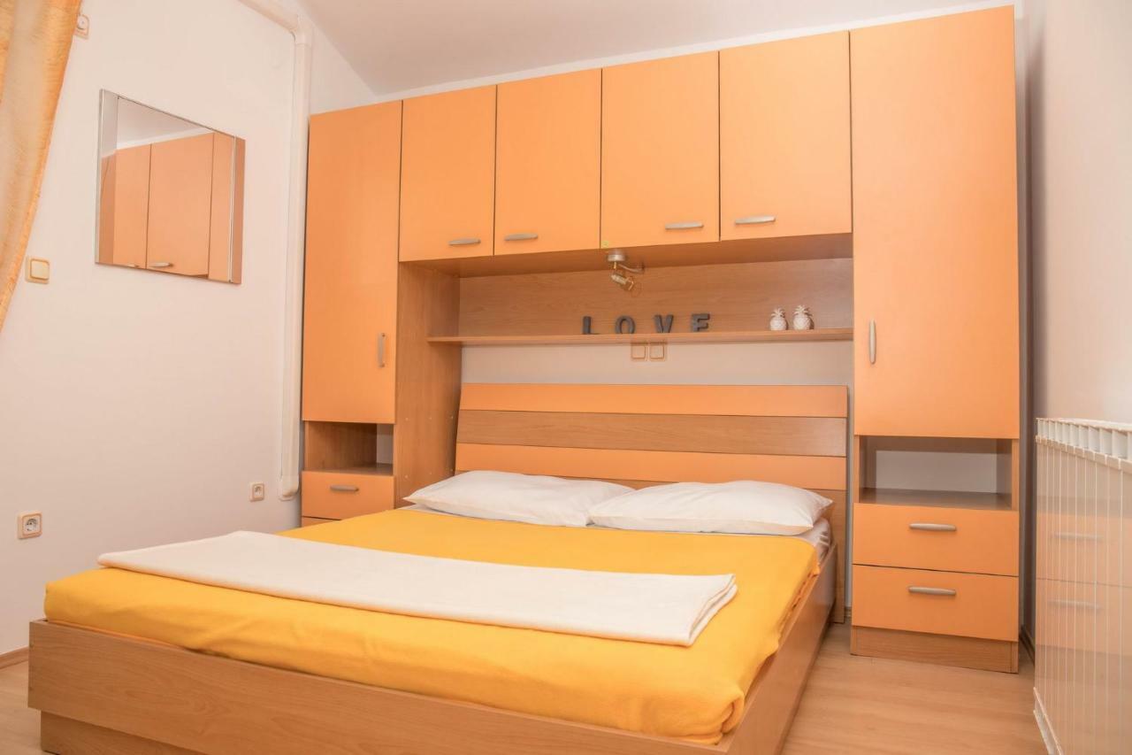 Apartments Zorica Dramalj Exterior photo