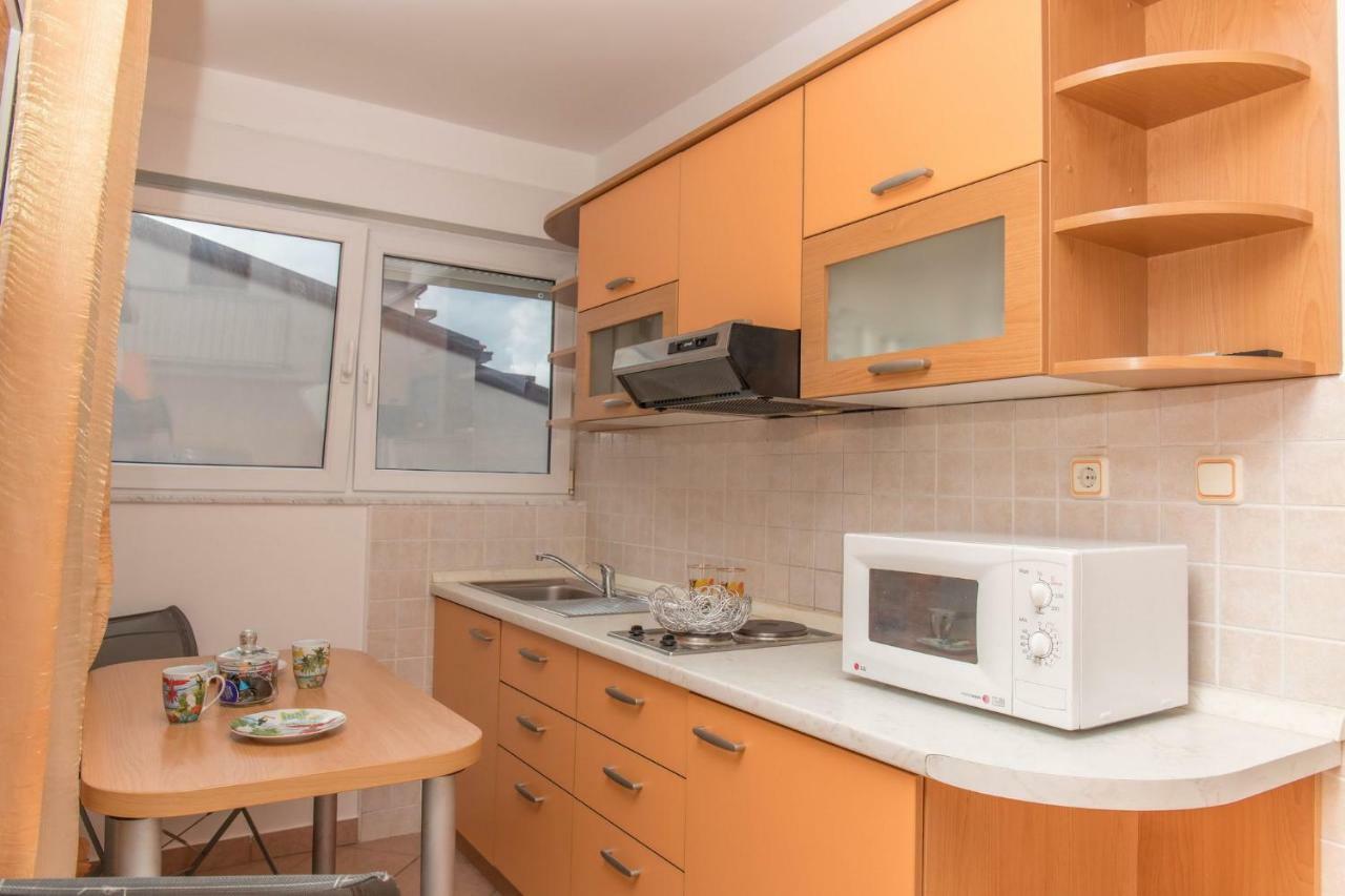 Apartments Zorica Dramalj Exterior photo